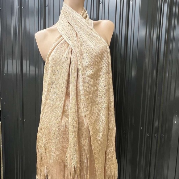 Gold Halter Top - Picture 6 of 15